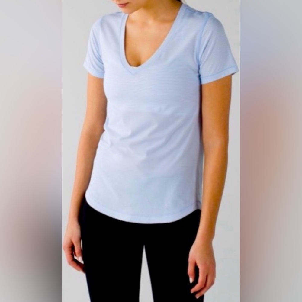Lululemon Periwinkle What the Sport Tee Sz 4